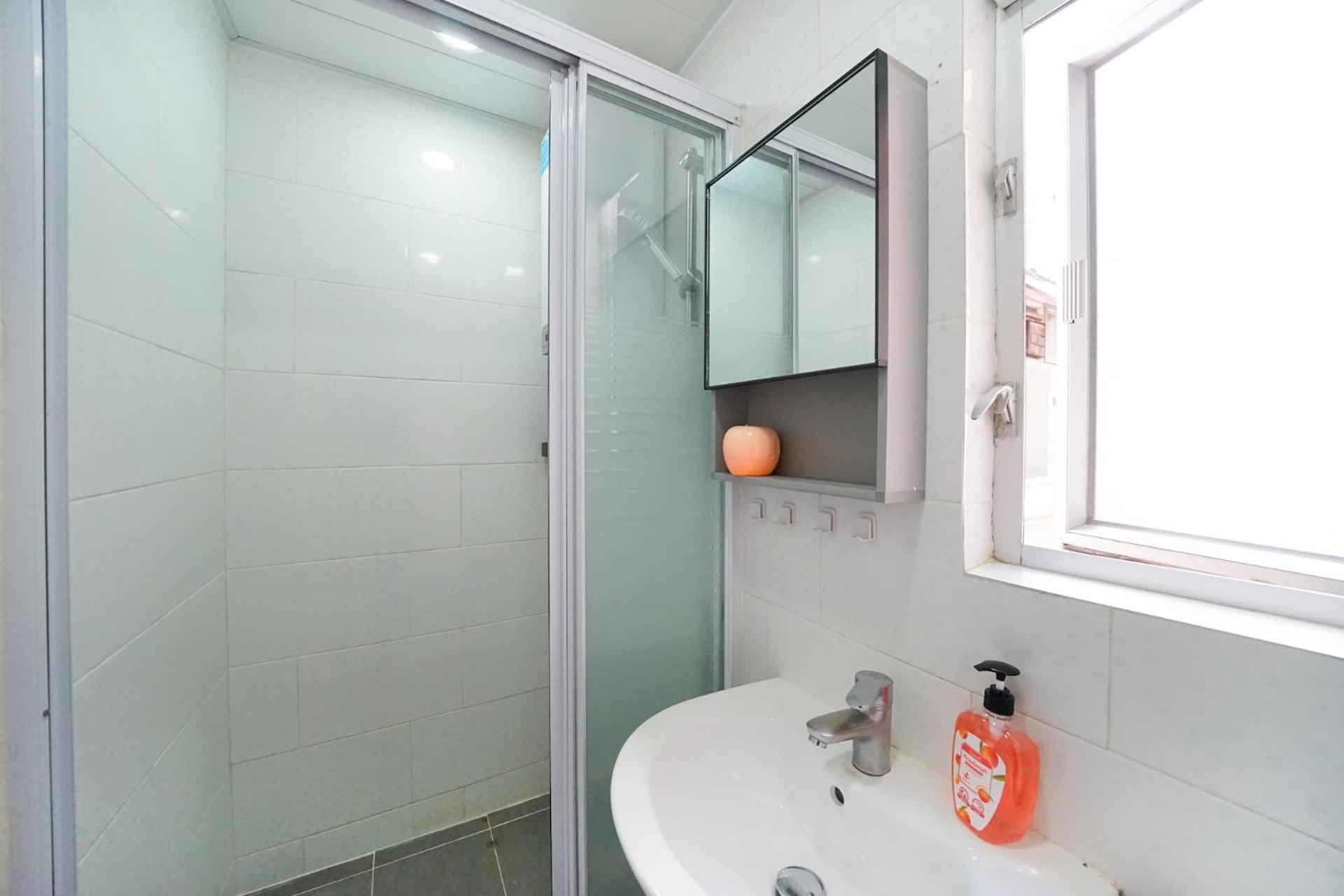 Student Accommodation - 294 Hennessy Road Χονγκ Κονγκ Εξωτερικό φωτογραφία